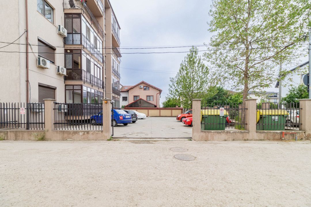 Apartament 2 camere, decomandat, parter înalt – cu curte, balcon și acces auto - Poză 2