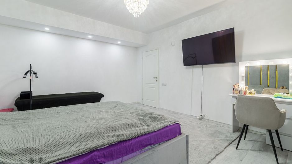 Casă pentru familie, 7 camere, teren mare și vedere la lac – Periș  - Poză 4