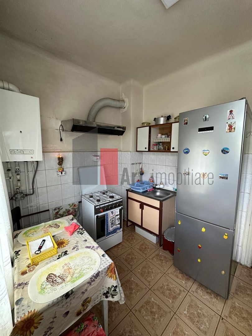 Apartament in casa zona 13 septembrie - Poză 9