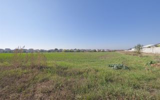 TUNARI - Cartierul Tineretului, 8.200 mp. teren ideal investitie - Poză 3