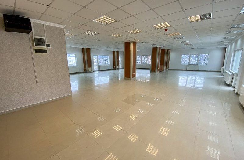 Spatiu comercial de inchiriat in zona centrala a Brasovului. - Poză 5