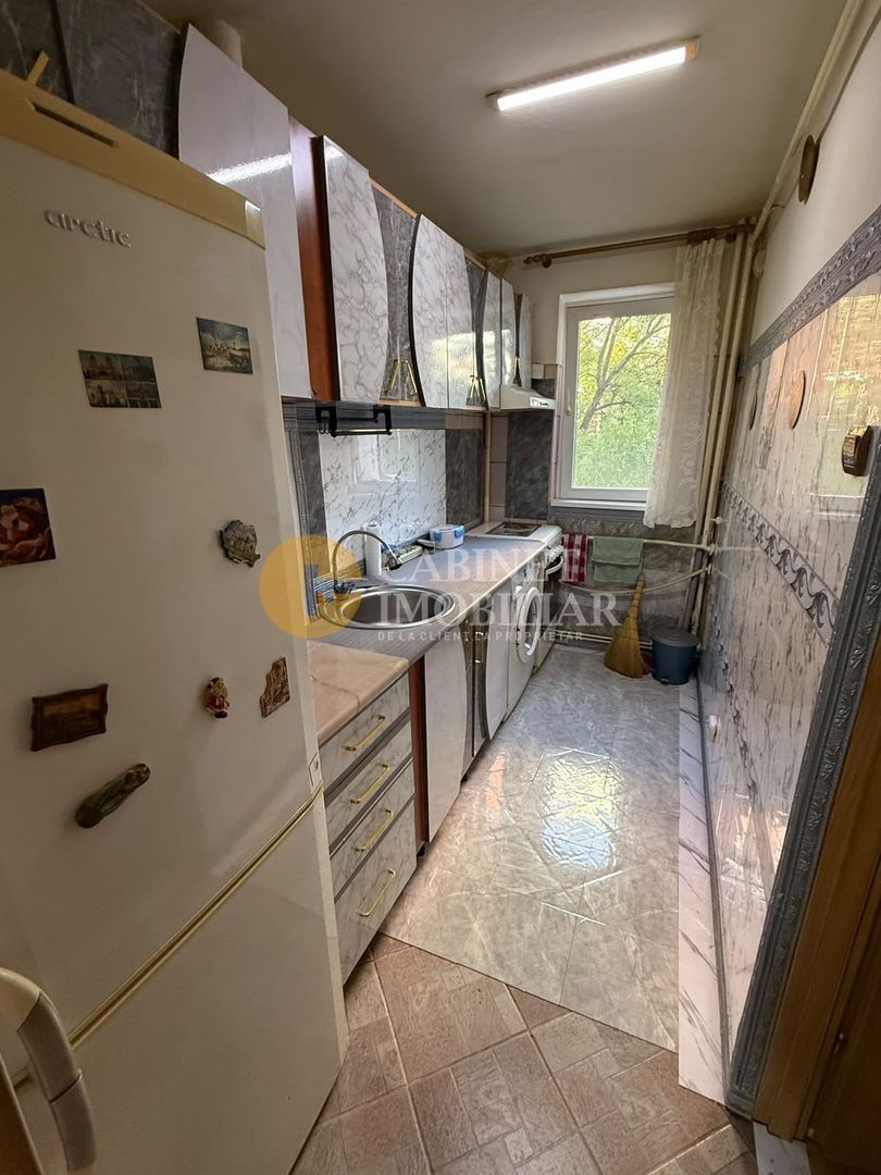 Emil Racovita - 3 Camere - Etaj Intermediar - Zona Rond Podu Ros - Poză 5