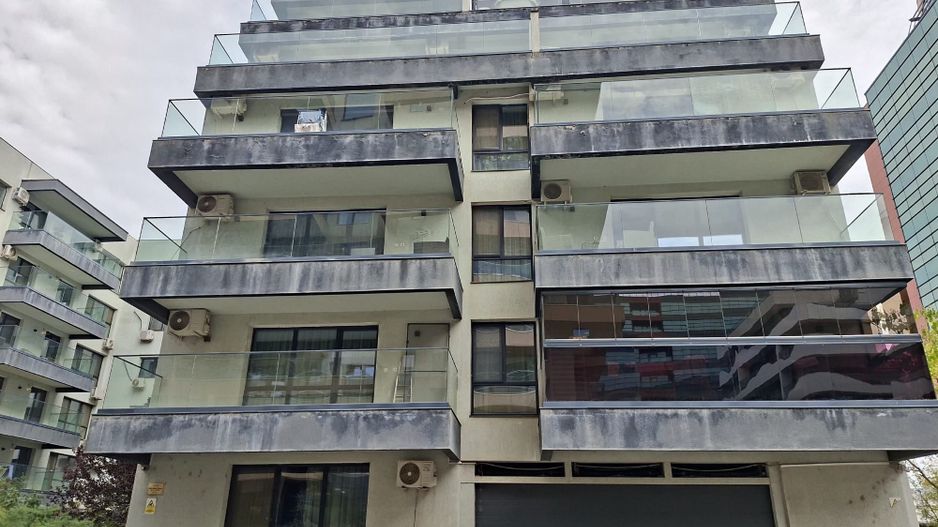 Apartament elegant cu 2 camere  Pipera, în spatele Porche, 675 eur/lun - Poză 2