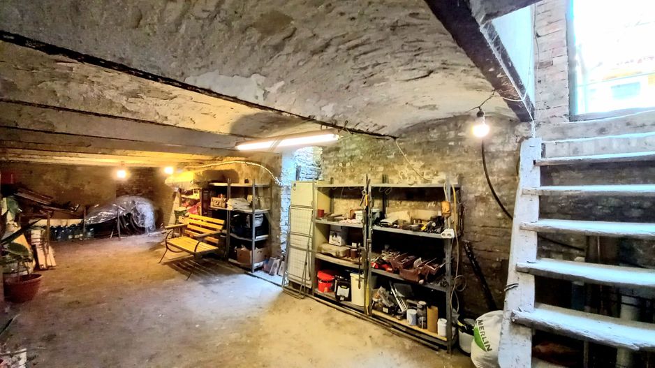 SUPER OFERTĂ | Casă cu 2 camere la curte comună + beci | SPAȚIU ȘI INTIMITATE - Poză 11