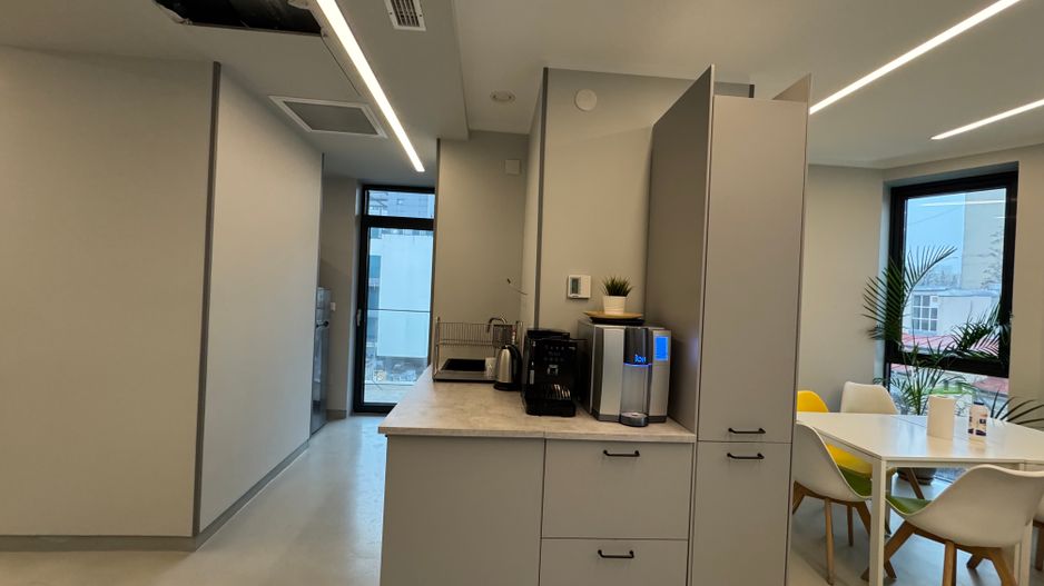 Oportunitate - Spatiu de birouri premium in Cladire Mixta Zona Decebal - Poză 9