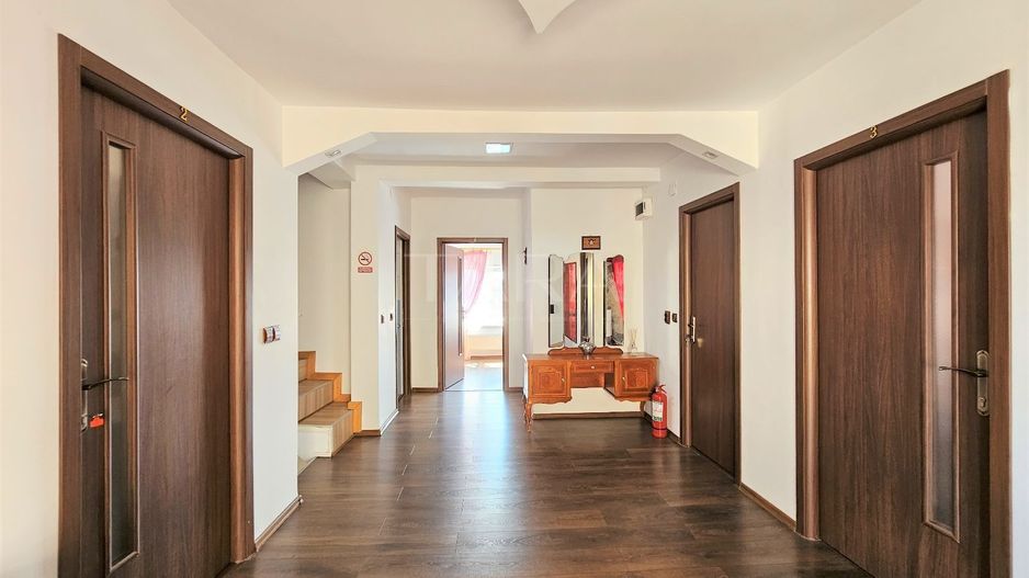 Apartament cu 7 camere de vânzare în Borhanci - Oportunitate unică! - Poză 37