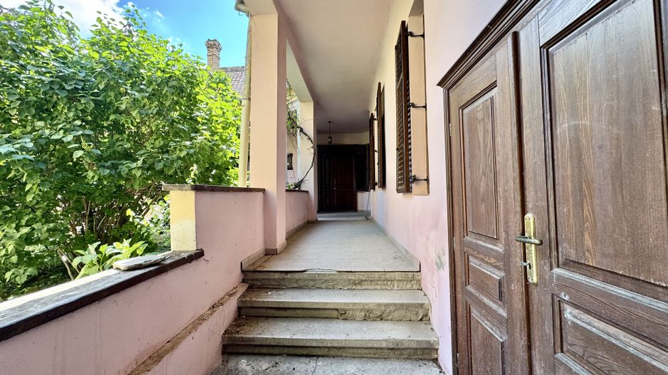 Casă pretabilă pentru spațiu de birouri, cu teren – în zona Bălcescu - Poză 22