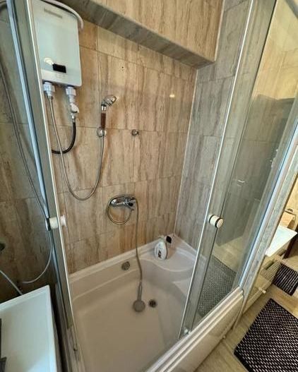 De Închiriat Apartament 2 camere renovat, zona Unirii - Poză 4
