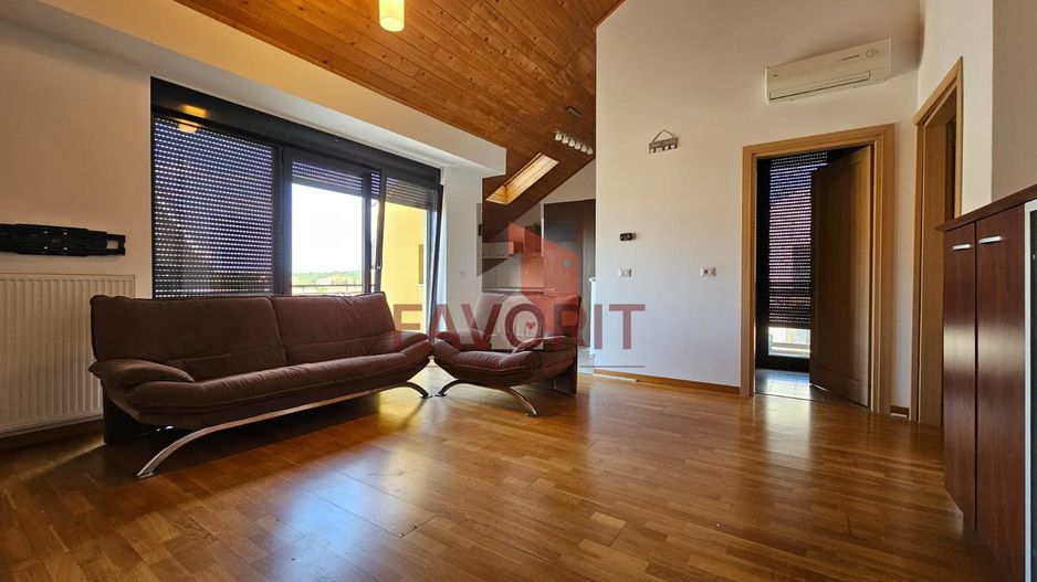 Apartament 3 camere de inchiriat | Pozitie Excelenta | Disponibil Imediat - Poză 1
