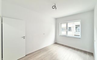 Bloc finalizat la asfalt. Boxa. Loc de parcare. - Poză 6