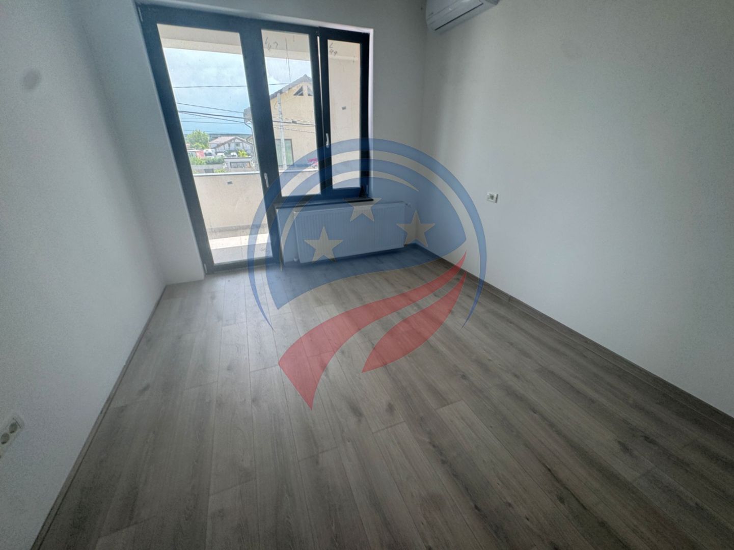 Casa noua, premium, p+1, acces rapid catre Craiova - Poză 9