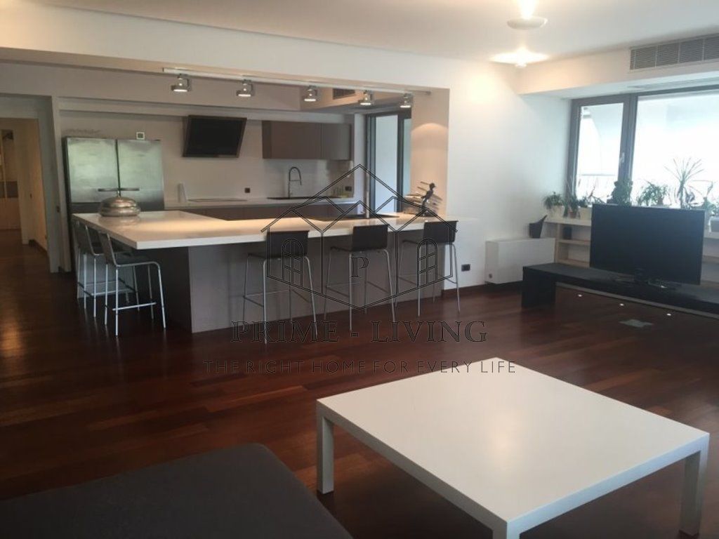 APARTAMENT SPATIOS CU 4 CAMERE LA INCHIRIERE IN ZONA PRIMAVERII - Poză 2