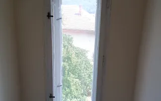 Casă solidă în Orșova, S+P+E, 220 mp, teren 284 mp - Poză 40