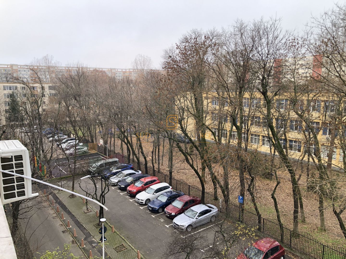 Apartament 2 camere de vânzare, 4/9, zona Obregia-Berceni, Comision 0% - Poză 2