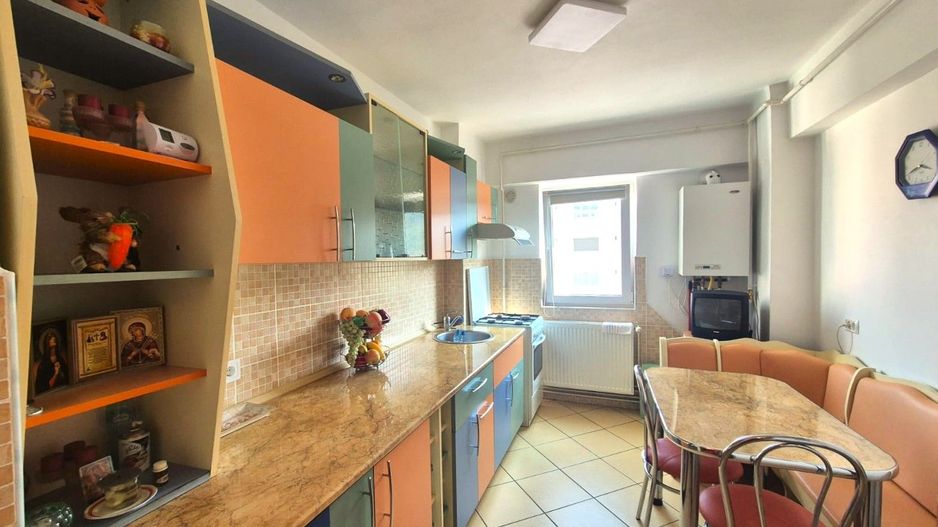 Centru Civic, apartament pretabil familie sau studenti. - Poză 8