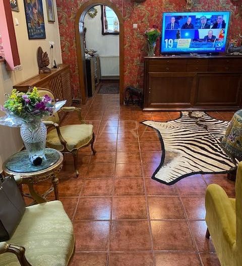 partament 3 camere, 98 mp + curte 150 mp – Andrei Mureșanu - Poză 2