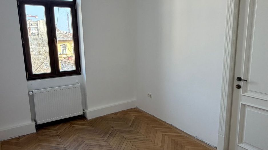 Superb pentru cunoscatori Calea Calarasilor cu centrala - Poză 15