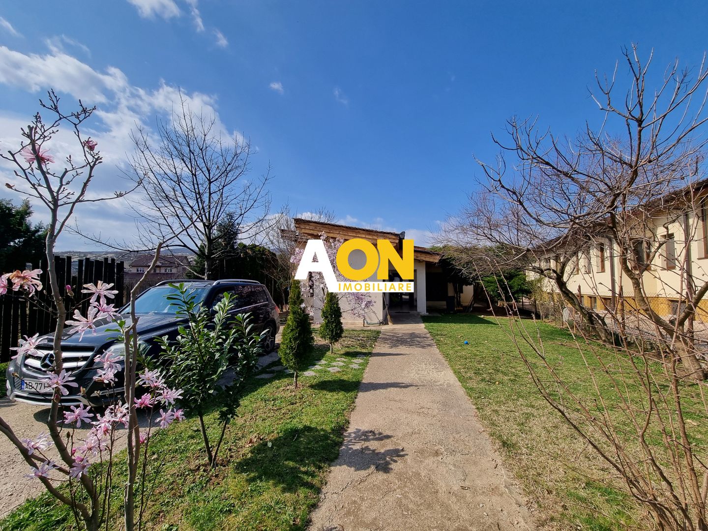 Casa de vanzare 5 camere, 980 teren, zona Piata Cetate - Poză 1