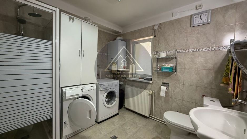 Casa de 4 camere, zona Mosnei - Poză 11