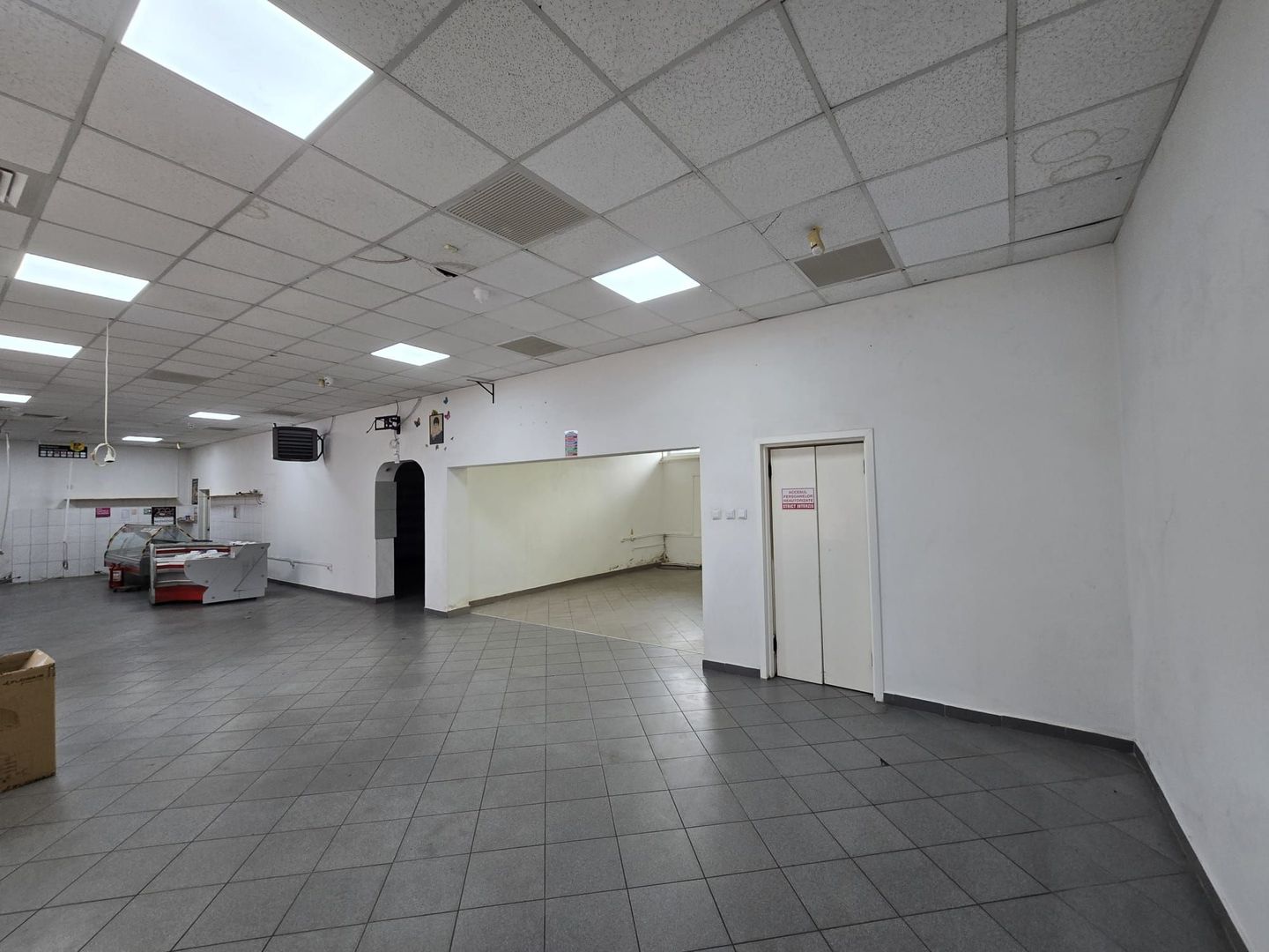 Spatiu comercial in inima cartierului Cornisa - Poză 16