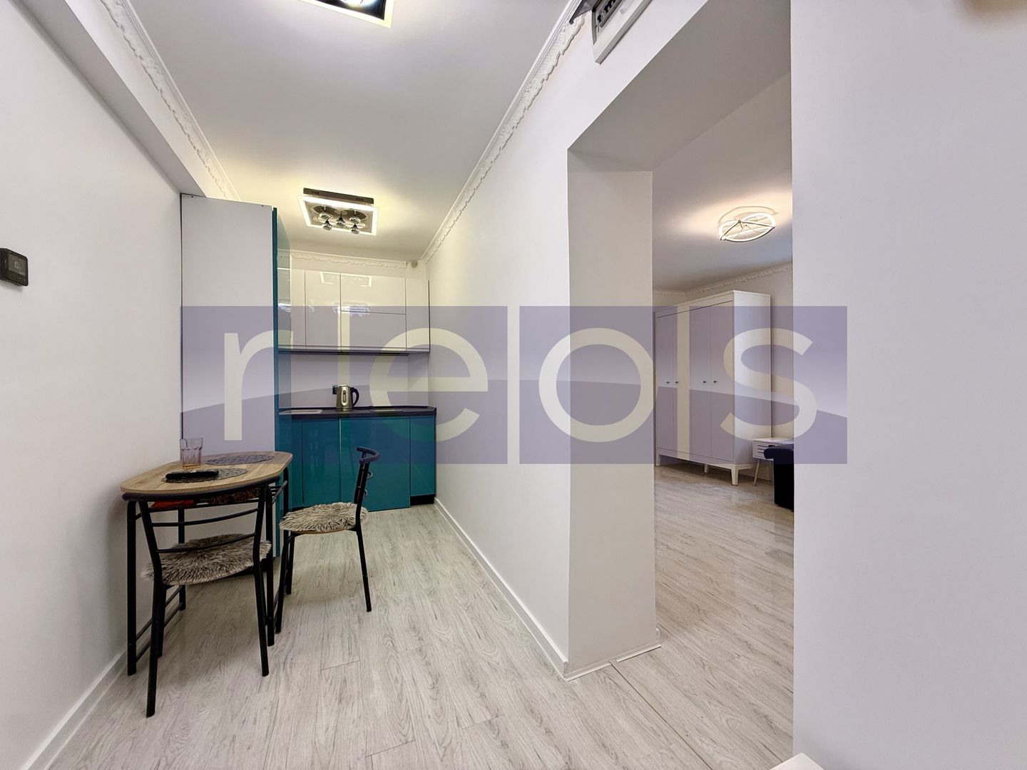 ÎNCHIRIERE 2 CAMERE | PIAȚA UNIRII | LOC DE PARCARE - Poză 6