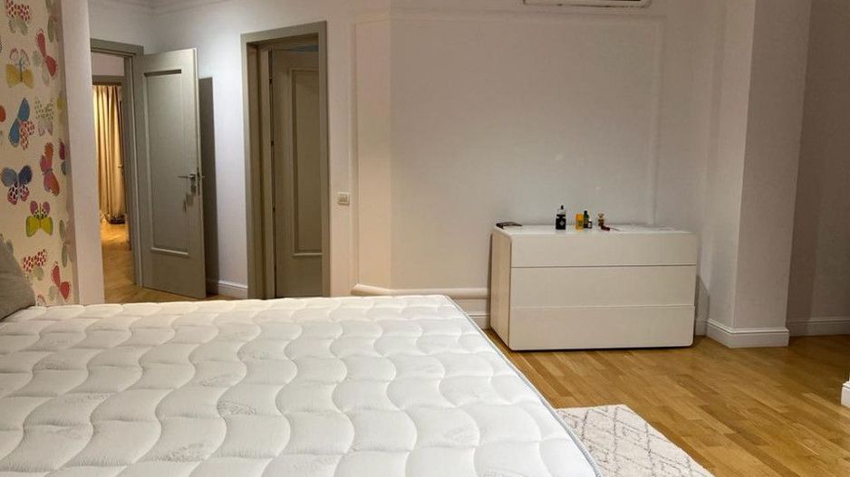 Vila P+1E+T in Faleza Nord / Consilieri - Poză 20