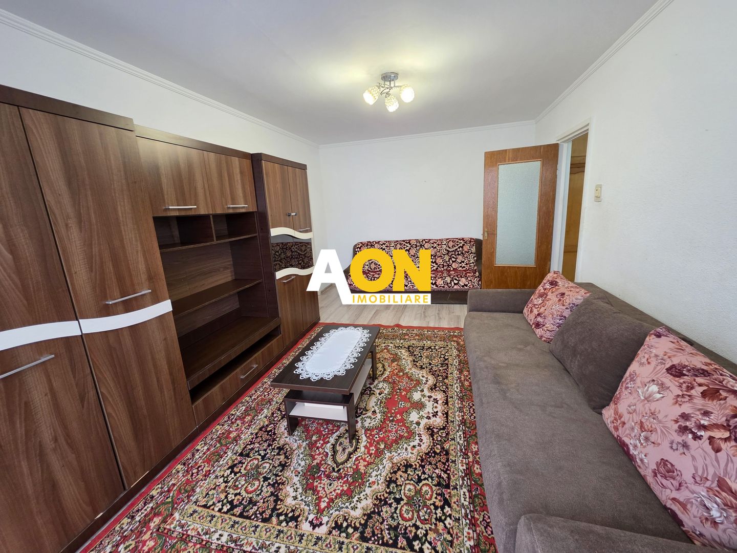 Apartament 2 camere, etaj 3, renovat, zona Bulevardul Transilvaniei - Poză 3