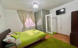 Casă de vânzare în Băile Olănești – zonă centrală - Poză 9