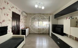 Apartament cu 2 camere de vânzare în zona Rogerius, Oradea - Poză 1