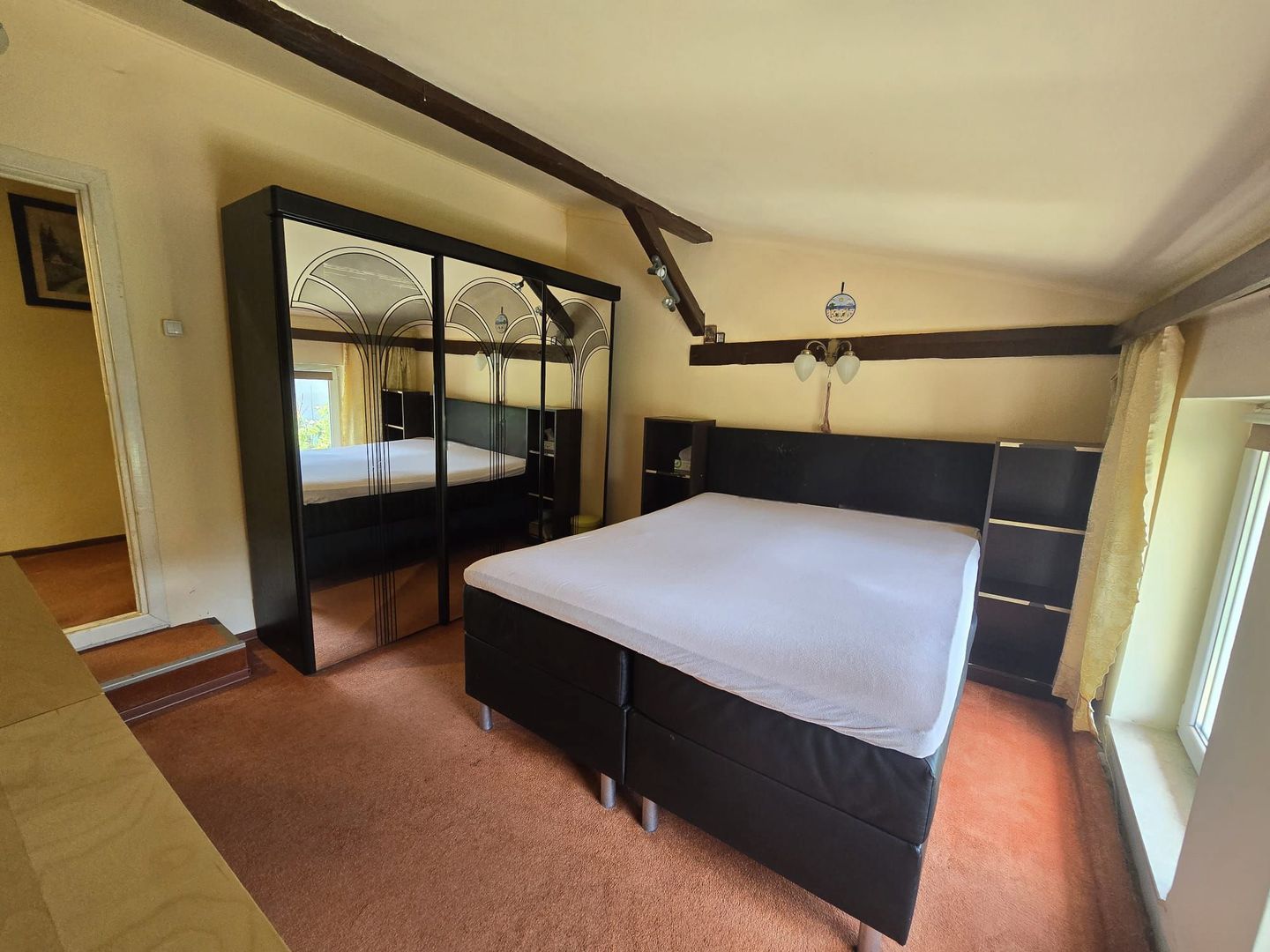 Casă cu grădină in zonă centrală - Poză 17