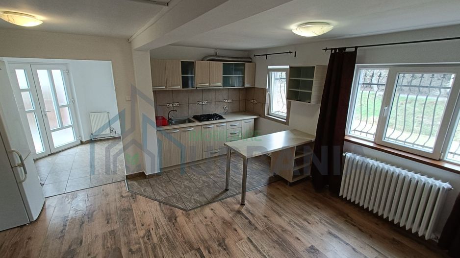 Casă modernă de închiriat, Iași, zona Vasile Urechea, 4 dormitoare, 120 mp - Poză 2