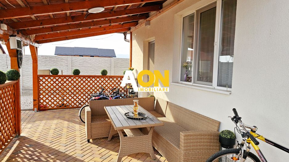 Casa 3 camere, mobilata, utilata, 448 mp teren, Partos - Poză 4