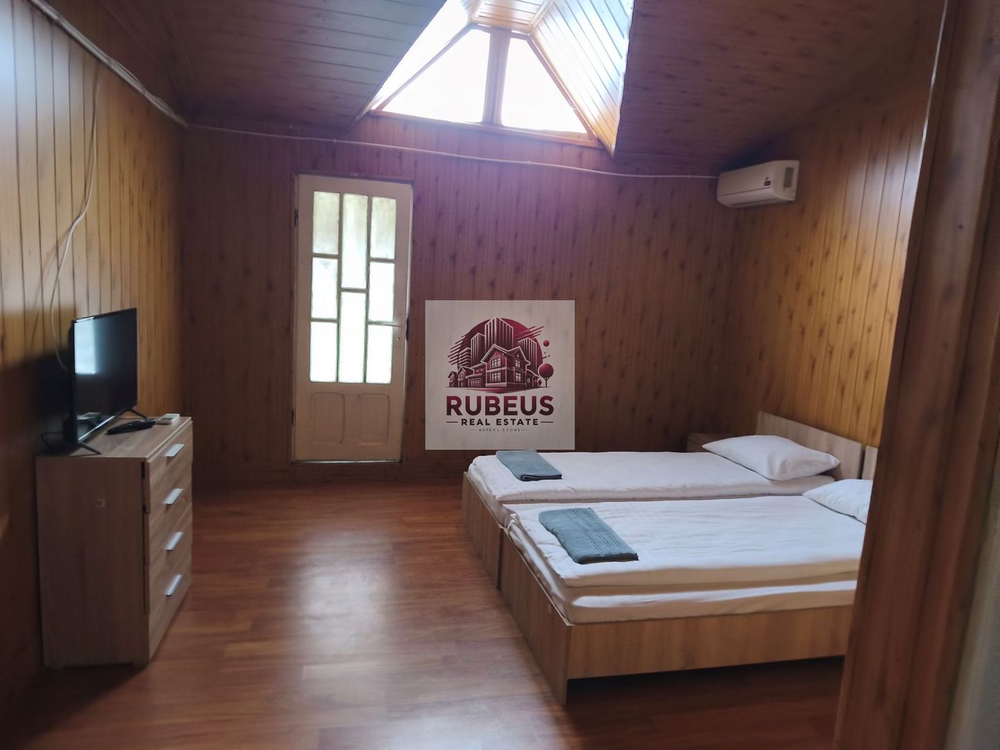 Proprietate langa Dunare – 3000 mp, priveliste si potential business - Poză 21