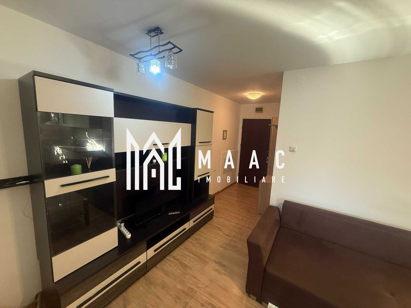 Apartament 2 camere  | Etaj 1 | Balcon | 50 MPU | Hipodrom 3 - Poză 1