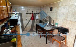 Casa individuală de vânzare in apropiere de centru Sebeș - Poză 4