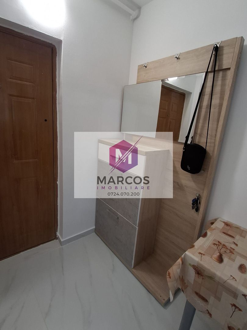 Apartament de închiriat în Resita - Poză 7