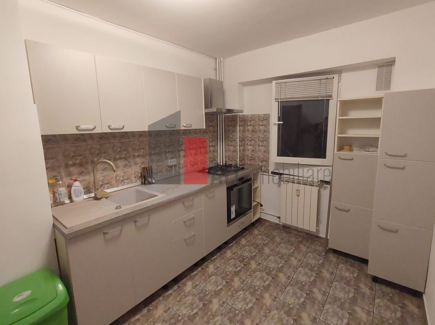 Prima închiriere apartament decomandat 3 camere - Bd. Lacul Tei -Parcul Circului - Poză 5