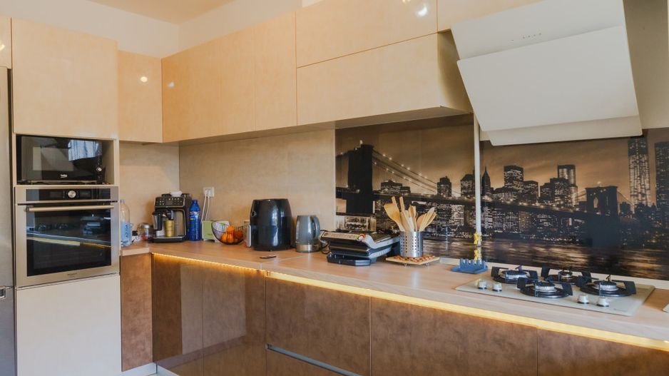 PALAZU MARE -  Vila Duplex cu 4 Camere, Panorama Superba si Curte Amenajata - Poză 14