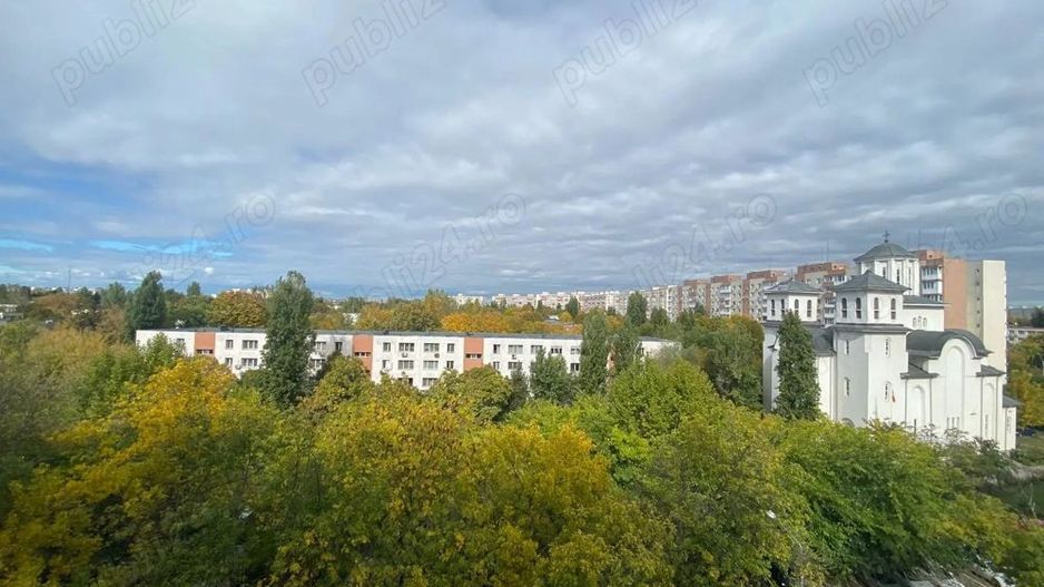 Apartament 2 camere. Bld. Brancoveanu, Zona Huedin. Loc parcare. - Poză 3