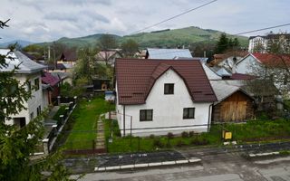 Casă în Gura Humorului, Ariniș | Refugiu în Stațiune Turistică - Poză 1