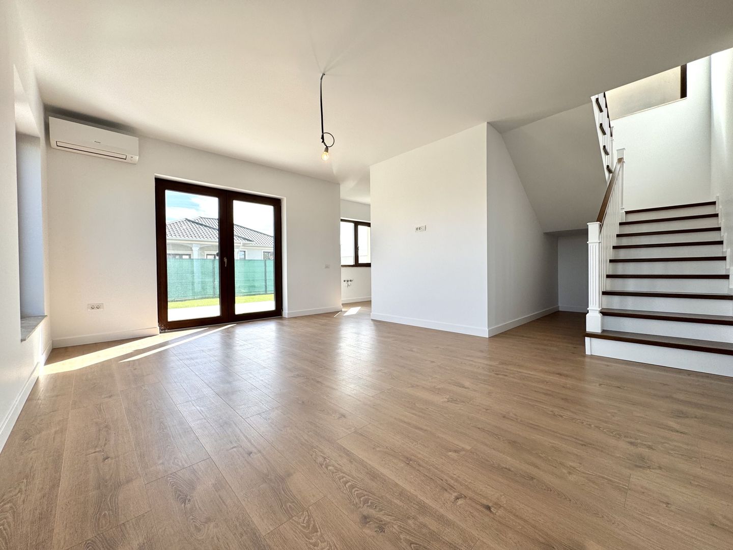 Duplex spațios în Dumbrăvița – separat prin cameră tehnică, zona IKEA - Poză 10