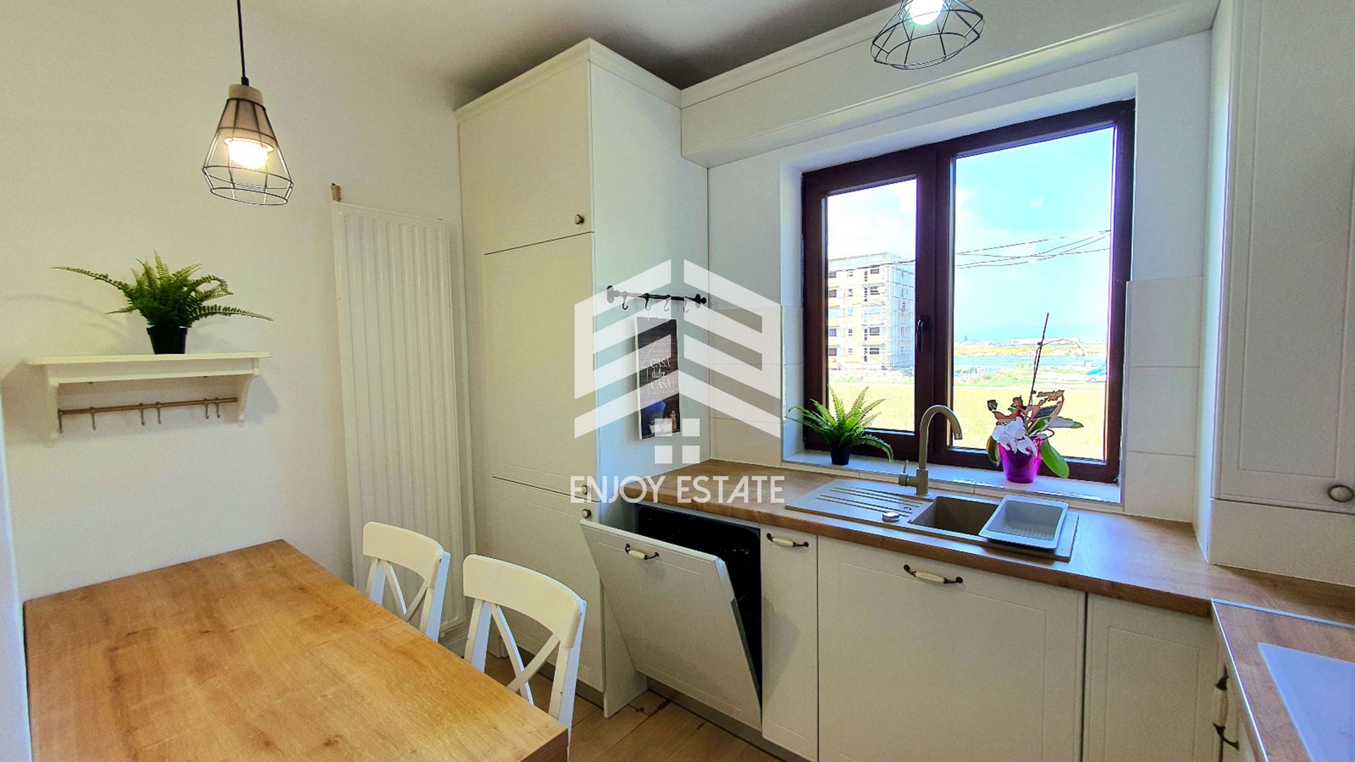 Apartament cochet, etaj intermediat, parcare inclusa ! - Poză 4