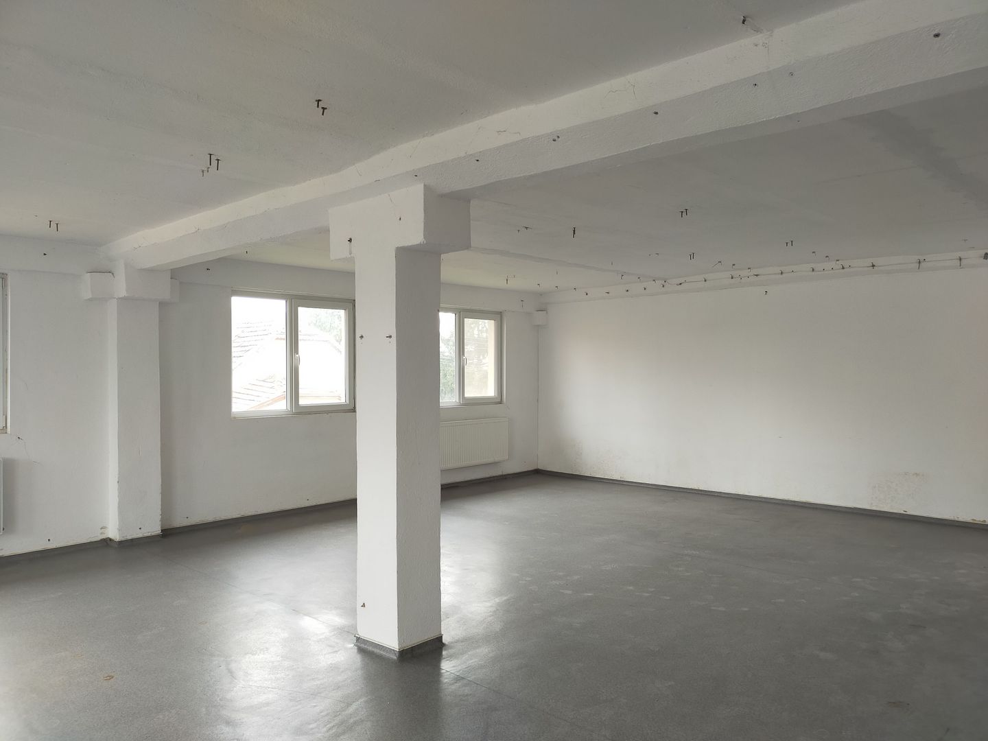 Spații de birouri intr-o zona liniștită - Poză 3