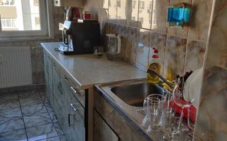 Vanzare apartament 2 camere Pacii decomandat - proprietar - Poză 1