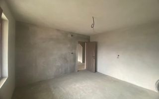 Zona de deal! Vanzare casa cu 6 camere in Pietrari - Poză 4
