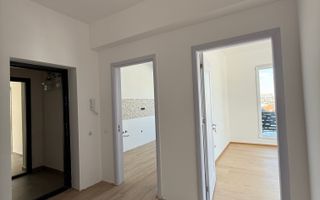 3 CAMERE DECOMANDAT CU PARCARE GRATIS - Poză 3