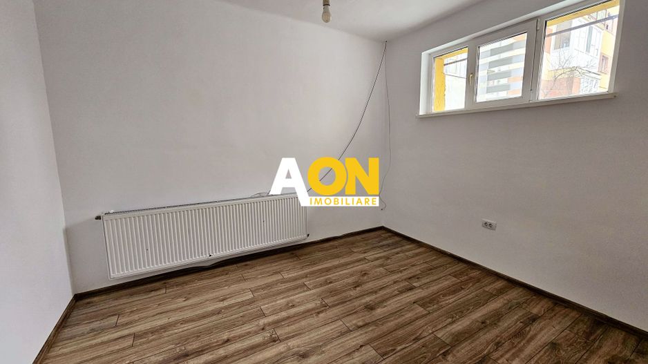 Casa de locuit si spatiu comercial, Cetate - Poză 12