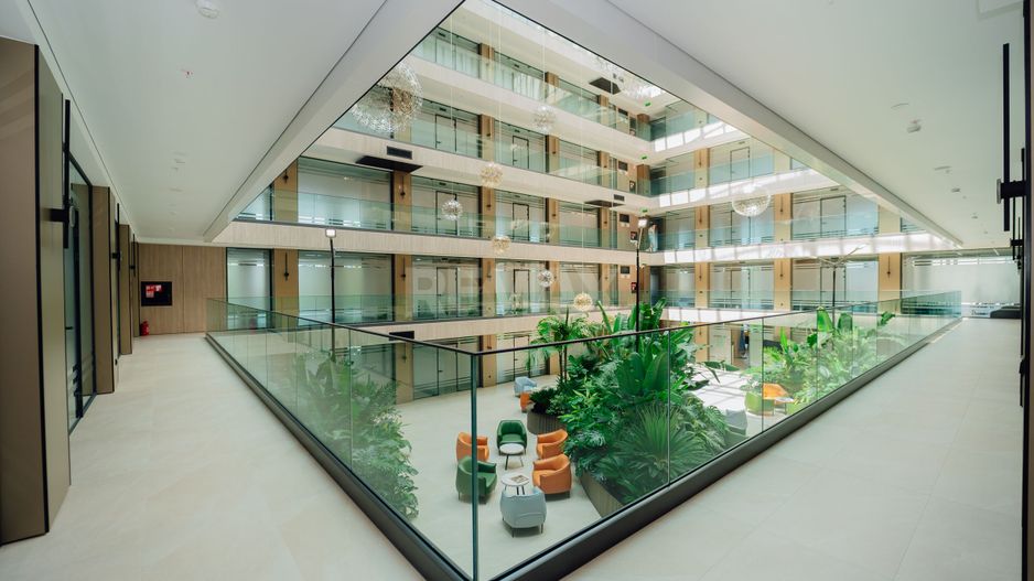 SPRE CHIRIE SPAȚIU COMERCIAL PENTRU BIROU | OFICIU 140 m2 - Poză 2