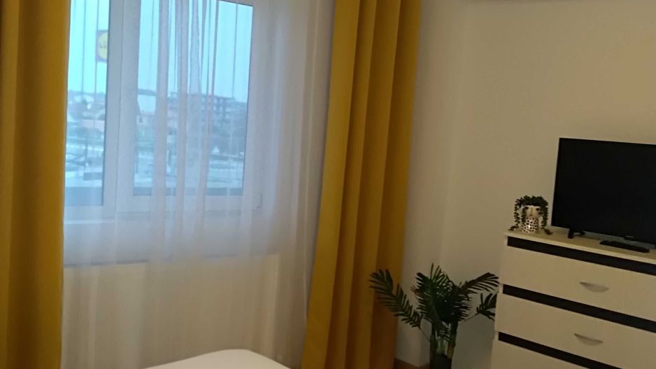 Proprietar -Vând apartament spațios la mare - Poză 4