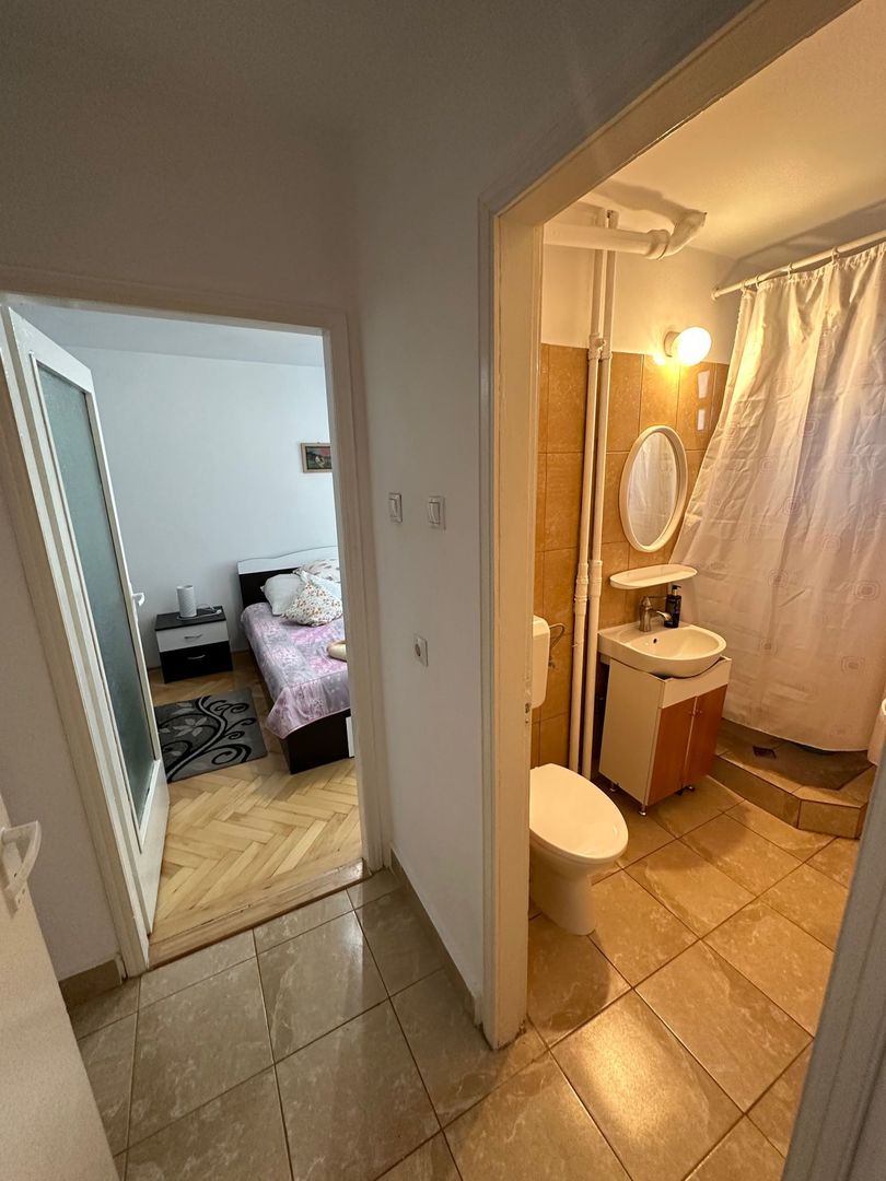 Apartament 2 camere P-ta 700 - Poză 6
